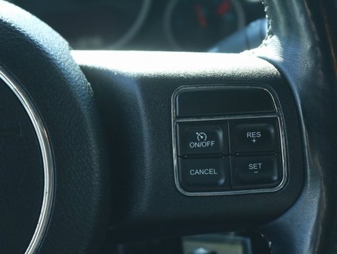 Used 2012 Jeep Wrangler Unlimited Rubicon image 19