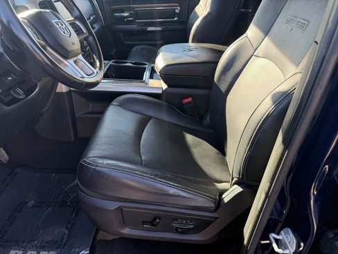 Used 2015 RAM 1500 Laramie w/ Convenience Group image 11