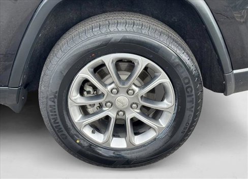 Used 2015 Jeep Grand Cherokee Limited image 9