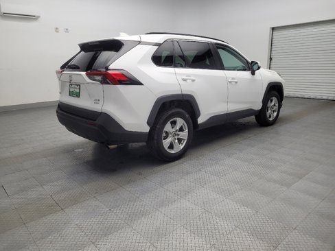 Used 2019 Toyota RAV4 XLE image 9