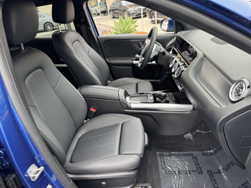 Certified 2025 Mercedes-Benz GLA 250 image 6