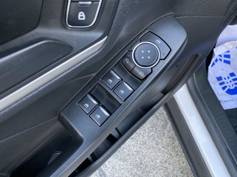 Certified 2022 Ford Escape SE image 34