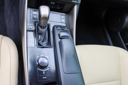 Used 2014 Lexus IS 350 w/ Luxury Package w/Brown Wood image 21