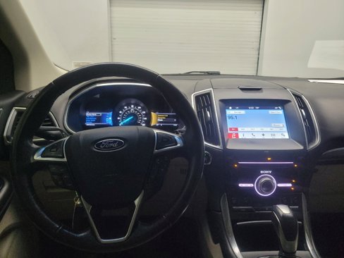 Used 2017 Ford Edge Titanium w/ Equipment Group 301A image 22
