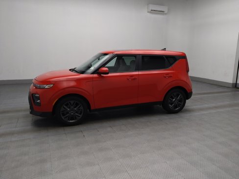 Used 2021 Kia Soul EX image 2