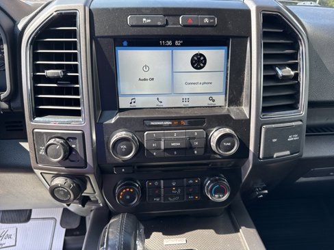 Used 2017 Ford F150 XLT w/ Equipment Group 302A Luxury image 10