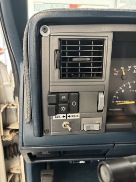 Used 1991 Chevrolet Silverado 3500 2WD Extended Cab image 8