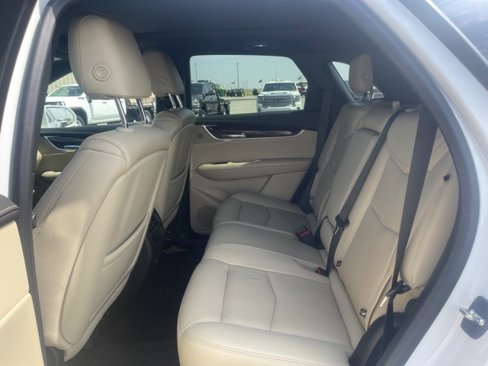 Used 2019 Cadillac XT5 Luxury image 17