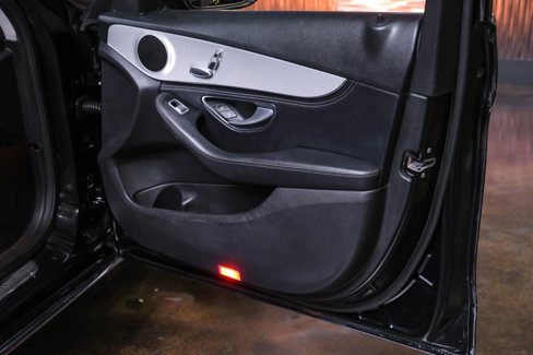 Used 2015 Mercedes-Benz C 300 Sedan image 40