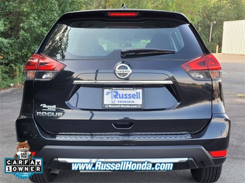 Used 2018 Nissan Rogue S image 4