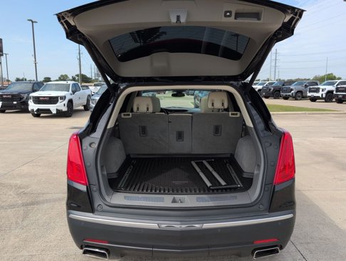 Used 2017 Cadillac XT5 Luxury w/ Driver Awareness Package image 19