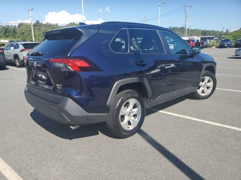 Used 2020 Toyota RAV4 XLE image 5