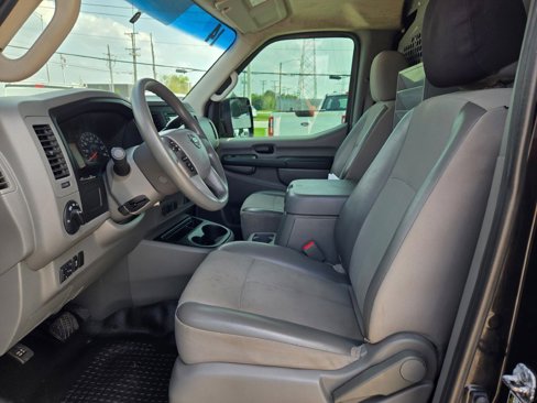 Used 2014 Nissan NV 2500 SV w/ Technology Package image 15