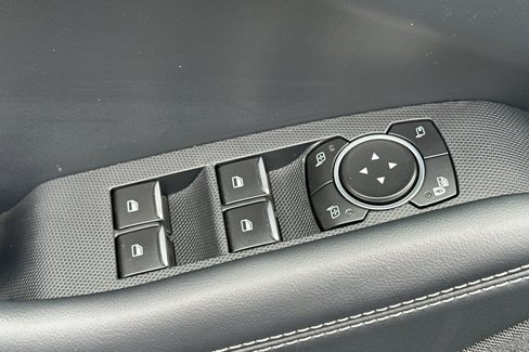 Used 2022 Ford Mustang Mach-E Premium image 13