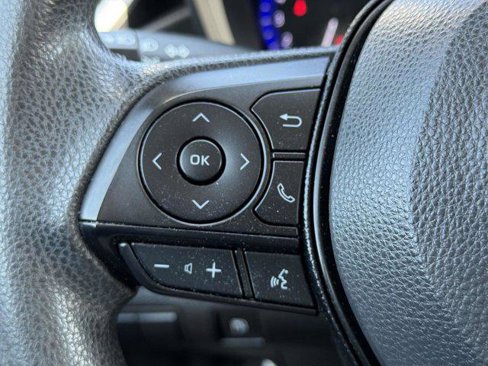 Certified 2020 Toyota Corolla LE image 17