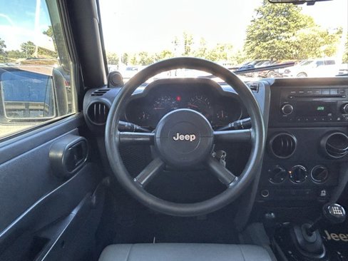 Used 2009 Jeep Wrangler X image 15
