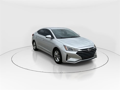 Used 2020 Hyundai Elantra SEL image 2