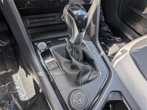 New 2025 Volkswagen Taos S image 16