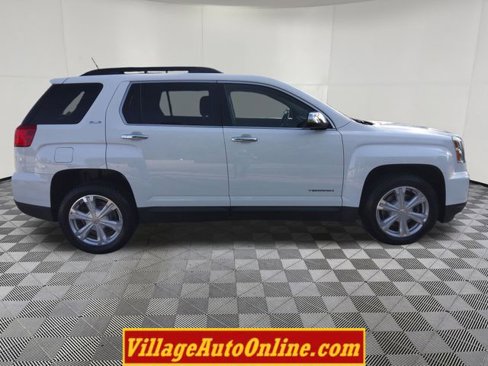 Used 2017 GMC Terrain SLE w/ Chrome Edition image 15