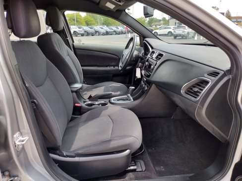 Used 2013 Chrysler 200 Touring image 8