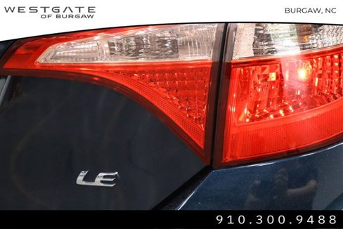 Used 2019 Toyota Corolla LE image 30