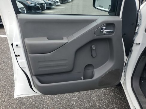 Used 2019 Nissan Frontier S image 12