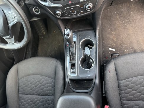 Used 2020 Chevrolet Equinox LT image 27