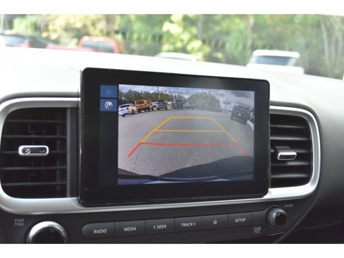 New 2025 Hyundai Venue SE image 24