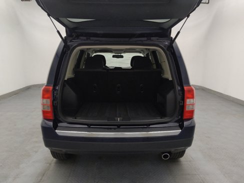 Used 2016 Jeep Patriot High Altitude image 29