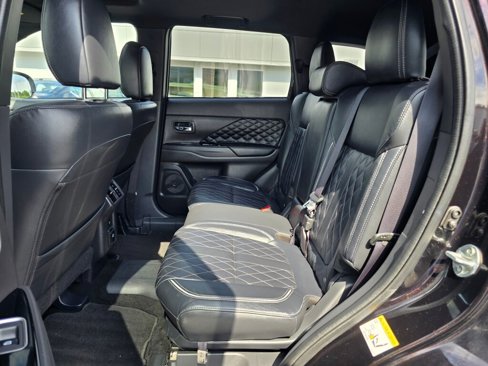 Used 2020 Mitsubishi Outlander GT image 45
