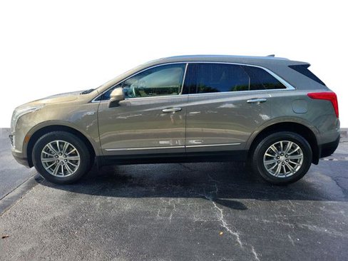 Used 2018 Cadillac XT5 Luxury w/ Driver Awareness Package image 2