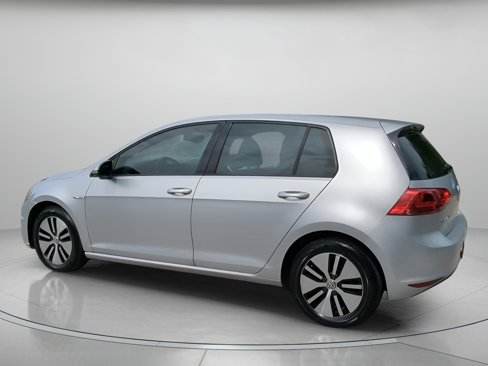 Used 2016 Volkswagen e-Golf SEL Premium image 17