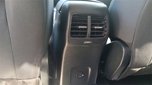 Used 2020 Ford Escape SE image 24