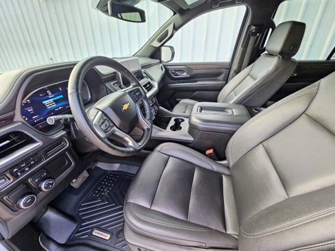 Used 2023 Chevrolet Tahoe LT w/ Luxury Package image 7