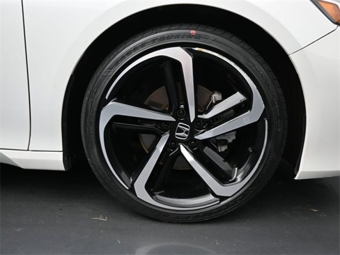 Used 2022 Honda Accord Sport image 41