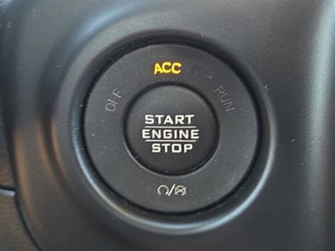 Used 2020 Jeep Gladiator Overland image 23