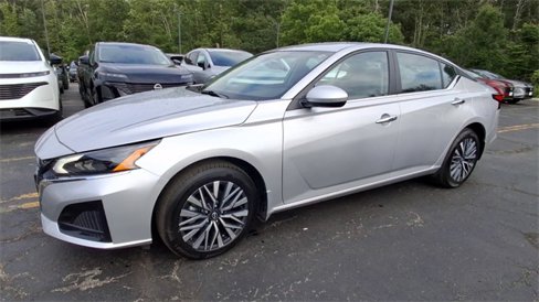 Certified 2023 Nissan Altima 2.5 SV image 4
