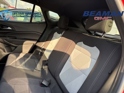 Certified 2024 Chevrolet Trax RS w/ Sunroof Package image 28