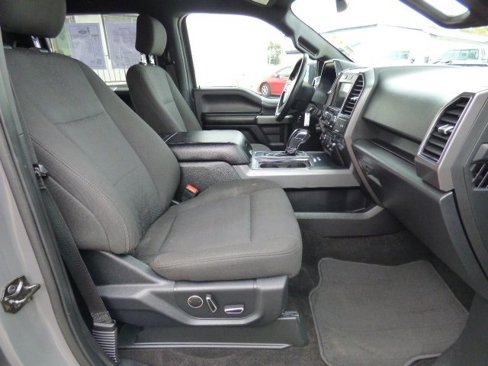 Used 2018 Ford F150 XLT w/ Equipment Group 302A Luxury image 12