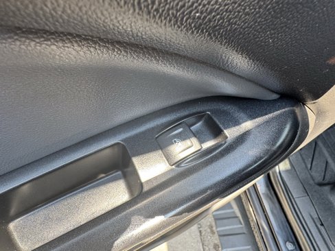 Used 2016 Chevrolet Colorado Z71 image 26