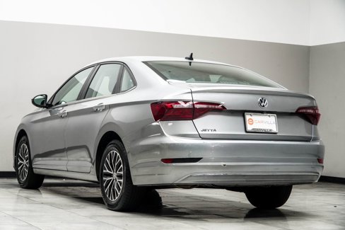 Used 2020 Volkswagen Jetta SE w/ SE Cold Weather Package image 9