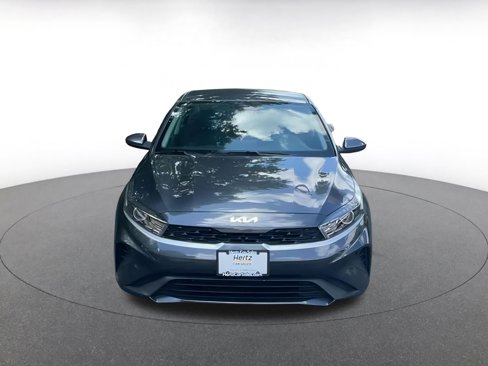 Used 2024 Kia Forte LXS image 3