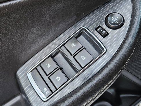 Used 2016 Chevrolet Impala LT w/ Convenience Package image 39