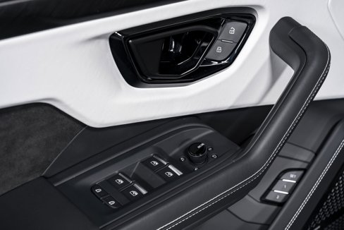 Used 2024 Lamborghini Urus S image 10