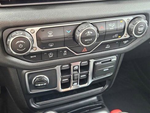 New 2025 Jeep Gladiator Sport image 7