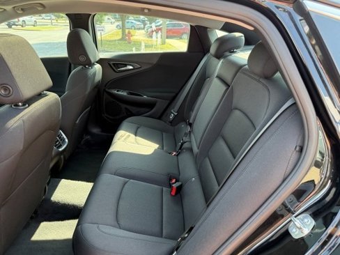 Used 2023 Chevrolet Malibu LT image 16