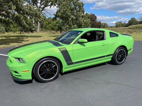 Used 2013 Ford Mustang Boss 302 w/ Boss 302 Accessory Pkg image 1