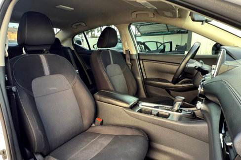 Used 2021 Nissan Sentra SV image 17