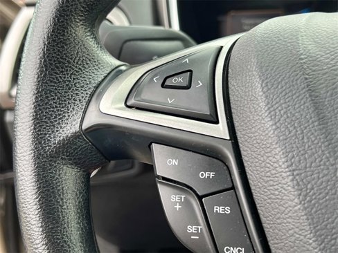 Used 2017 Ford Fusion SE image 23