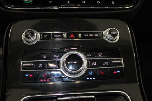 Used 2022 Lincoln Nautilus Reserve image 45